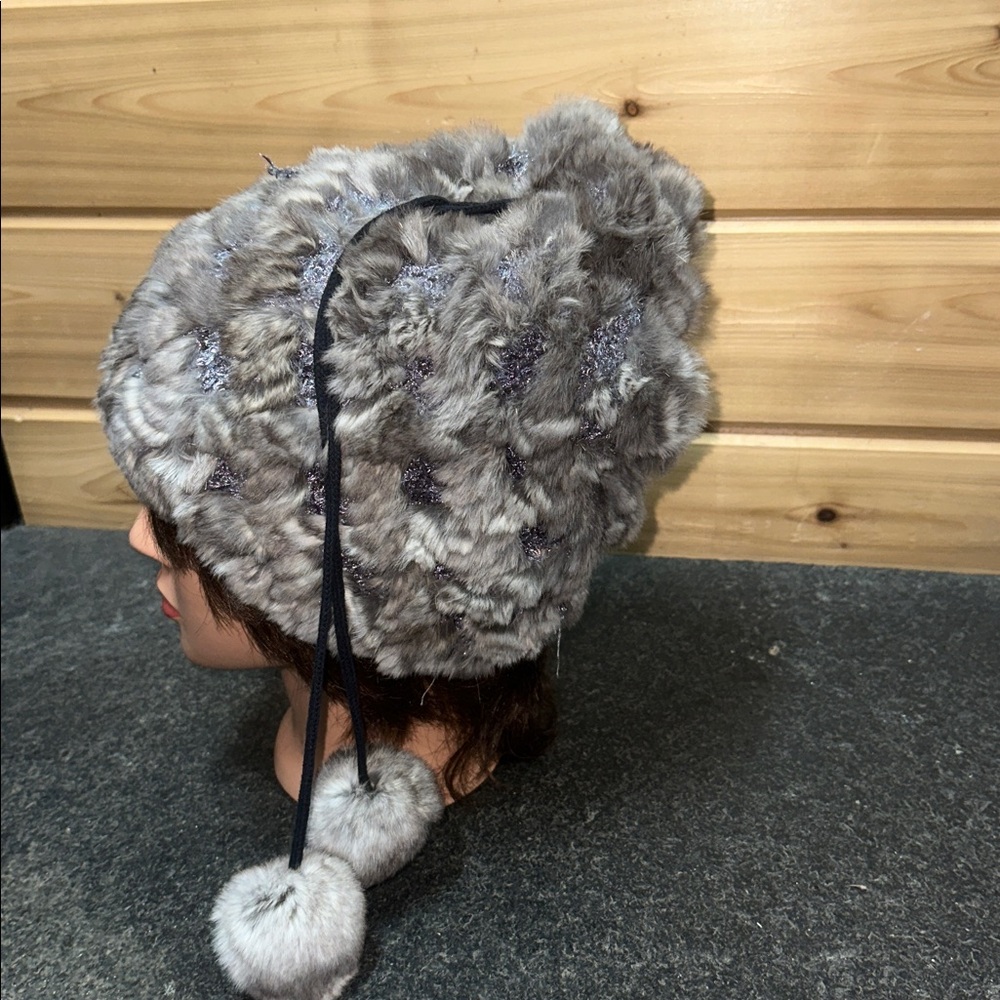 Gray Rabbit Fur Women's Hat - Picture 2 of 8